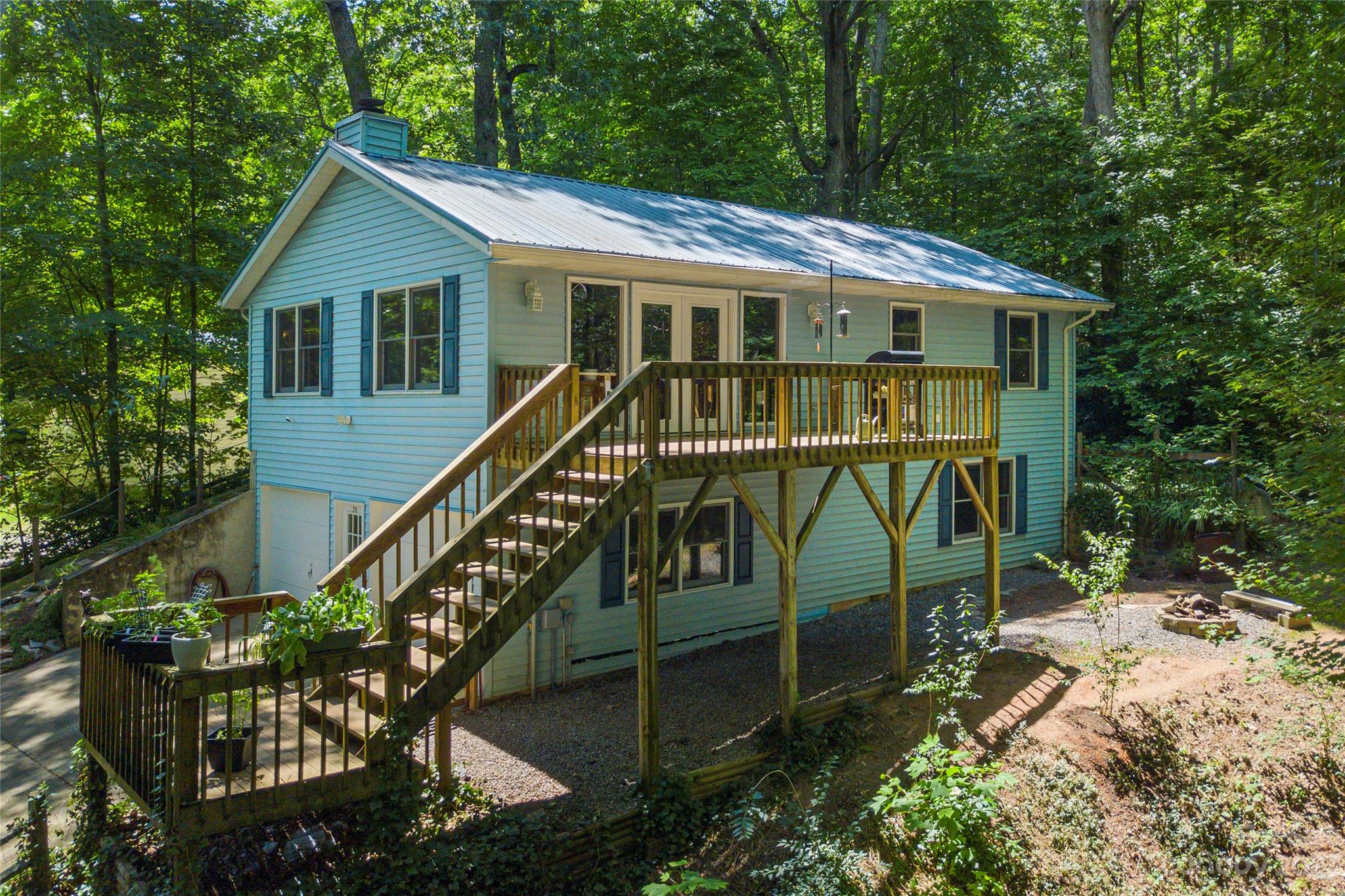 270 Tara Nova Drive Waynesville NC 28786
