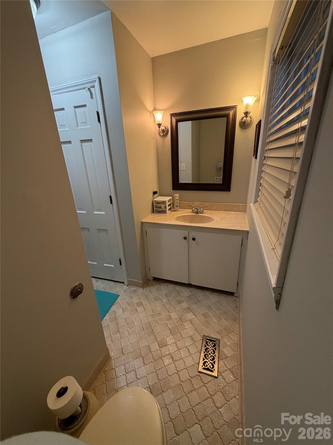 1339 Carmen Lane Gastonia NC 28054