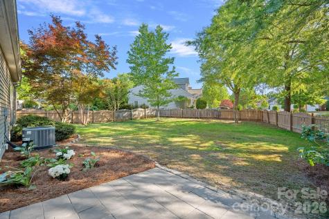 6902 Saranac Lane Matthews NC 28105