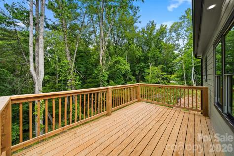 414 Scarlett Oak Court NE Lenoir NC 28645