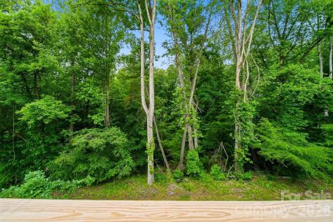 414 Scarlett Oak Court NE Lenoir NC 28645