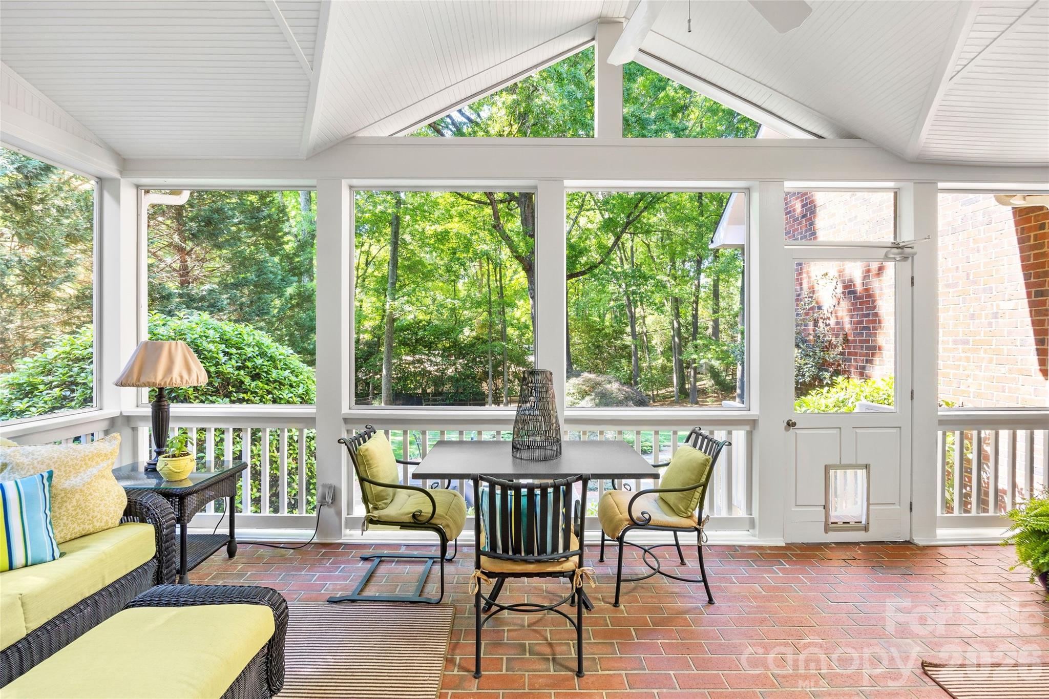 4026 Sharon View Road Charlotte NC 28226