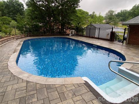 2959 Ramblewoods Drive Valdese NC 28690