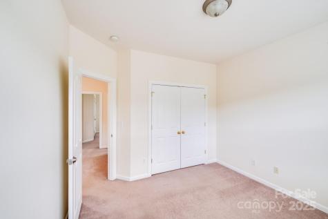 6227 Castlecove Road Charlotte NC 28278