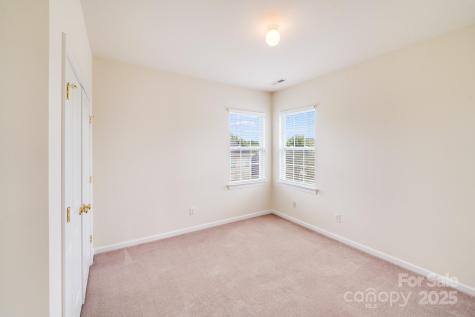 6227 Castlecove Road Charlotte NC 28278