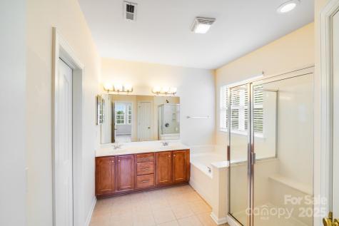 6227 Castlecove Road Charlotte NC 28278