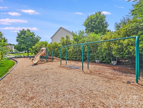 6227 Castlecove Road Charlotte NC 28278