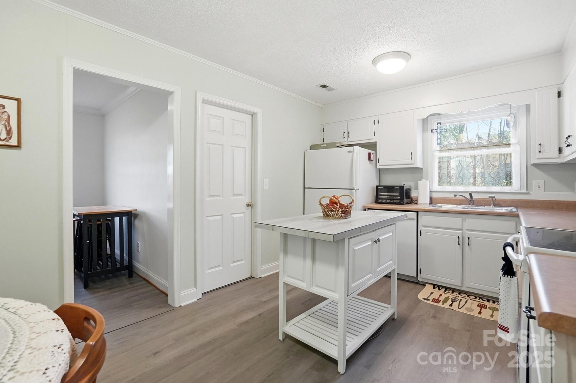 6309 Pineburr Road Charlotte NC 28211