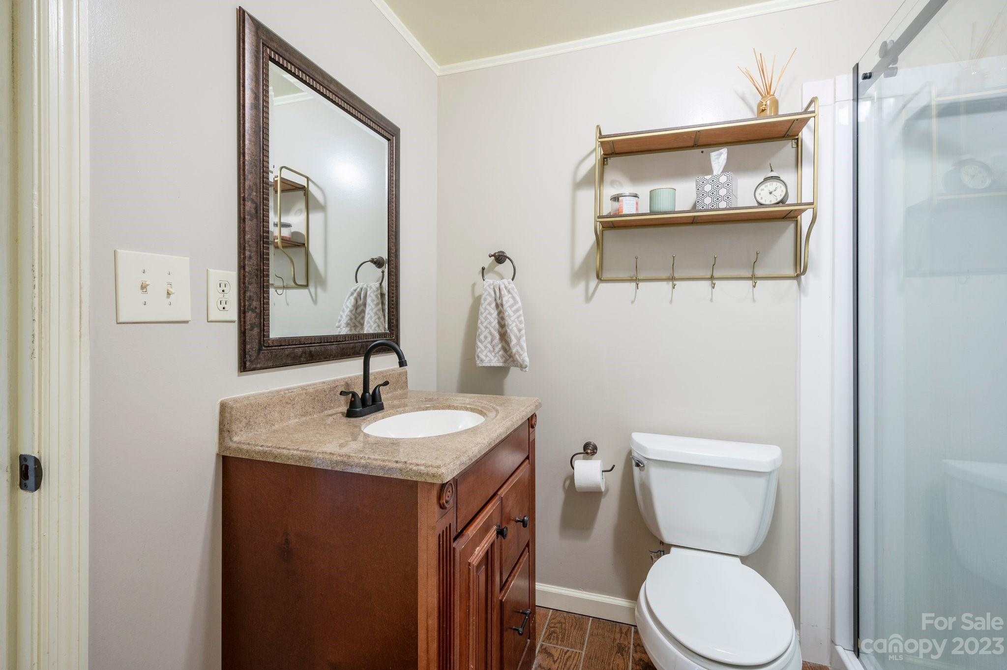 27 Stuart Street Canton NC 28716