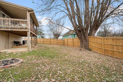 27 Stuart Street Canton NC 28716