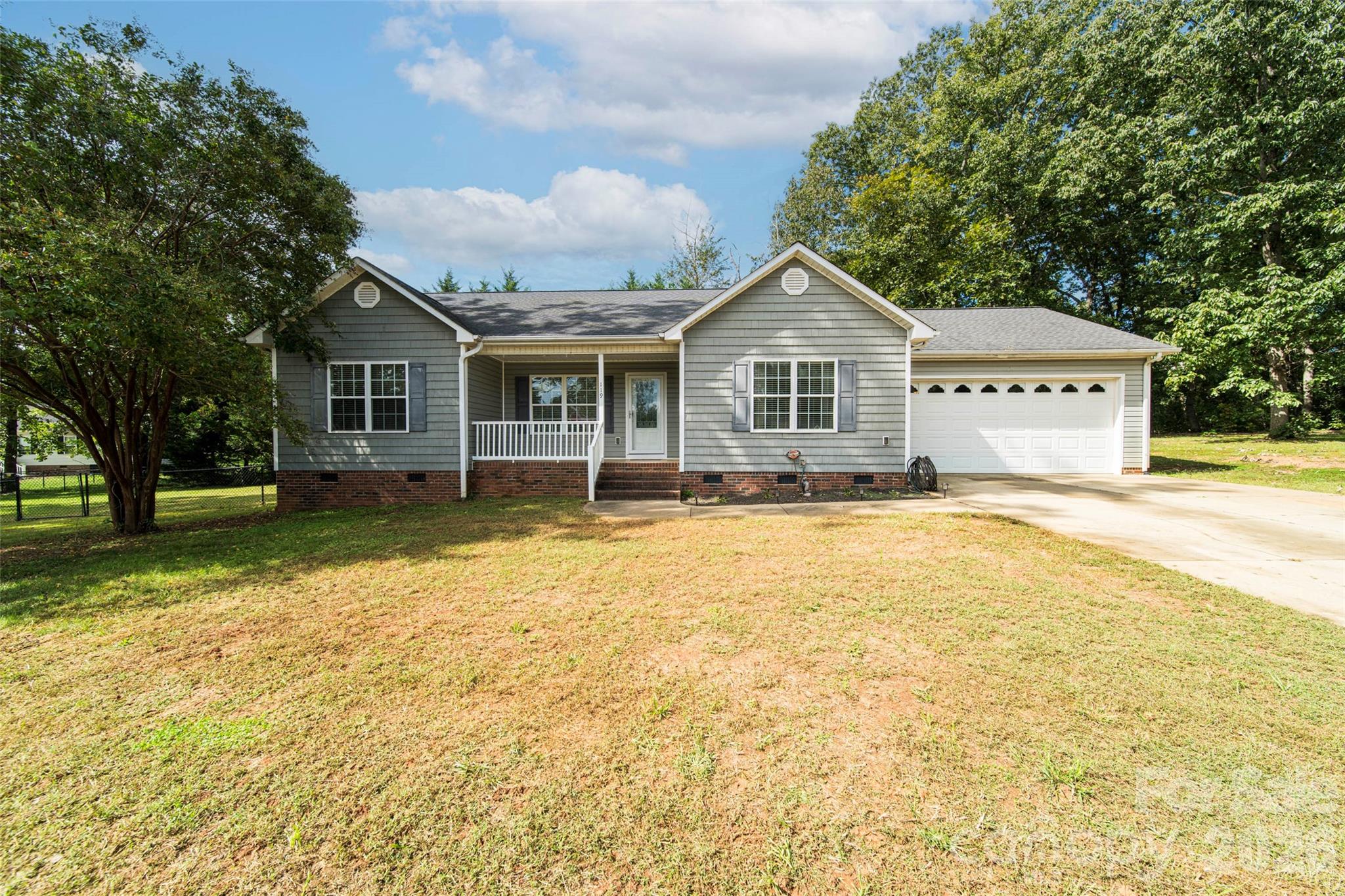 119 Bluff Court Statesville NC 28625