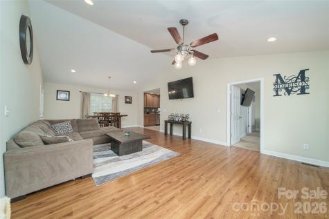 119 Bluff Court Statesville NC 28625