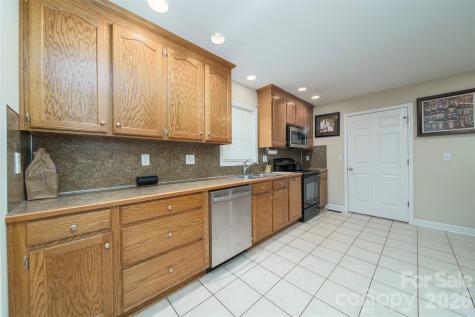 119 Bluff Court Statesville NC 28625
