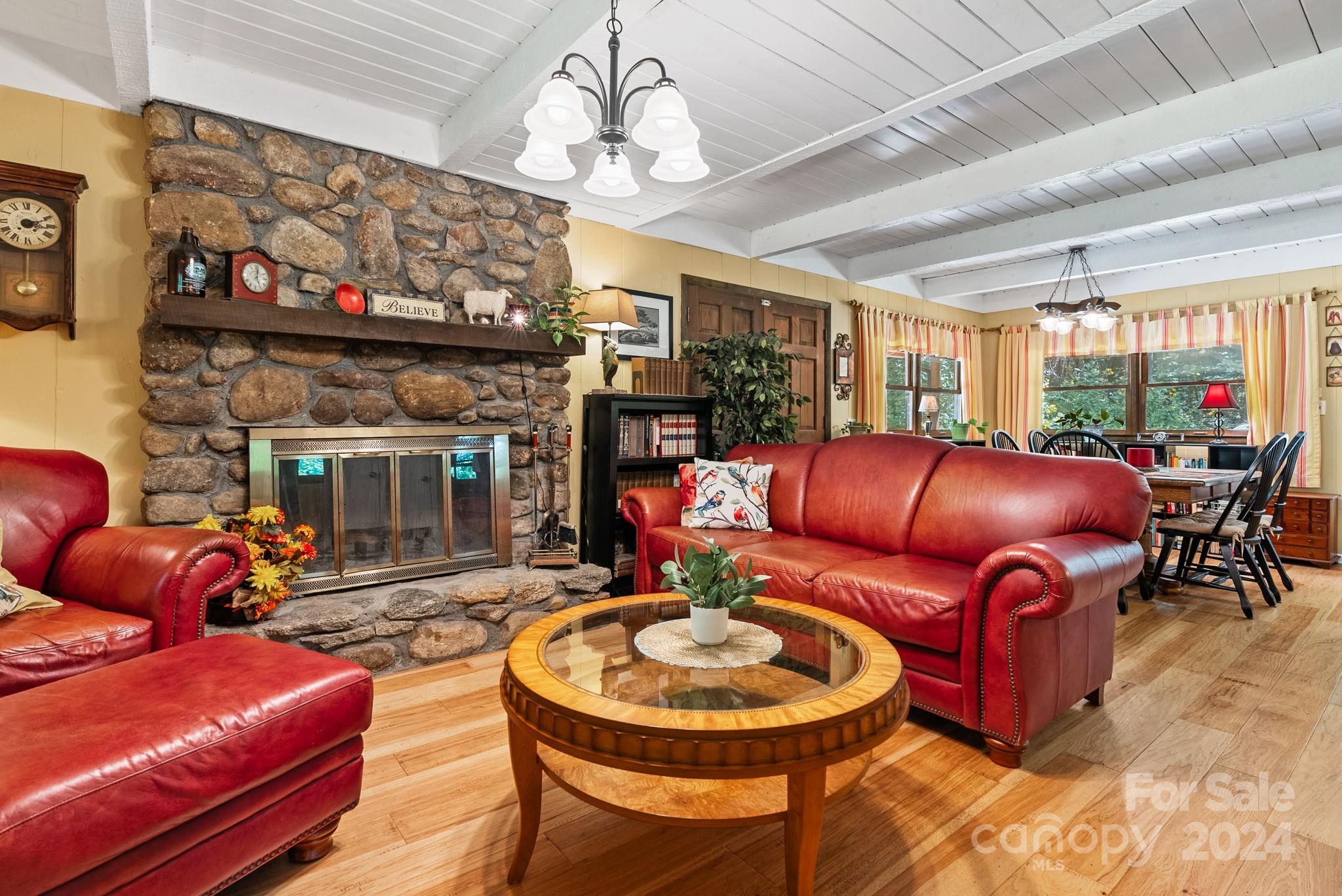 810 English Ridge Drive Mars Hill NC 28754