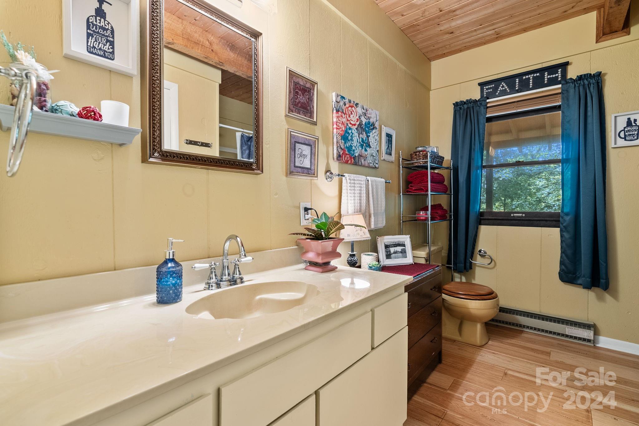 810 English Ridge Drive Mars Hill NC 28754