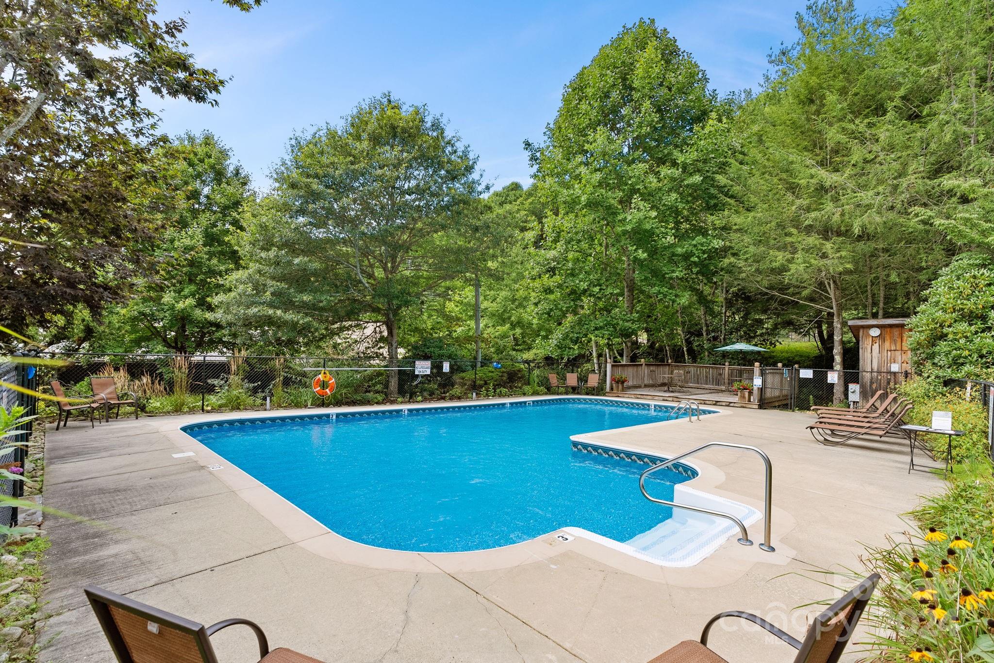 810 English Ridge Drive Mars Hill NC 28754