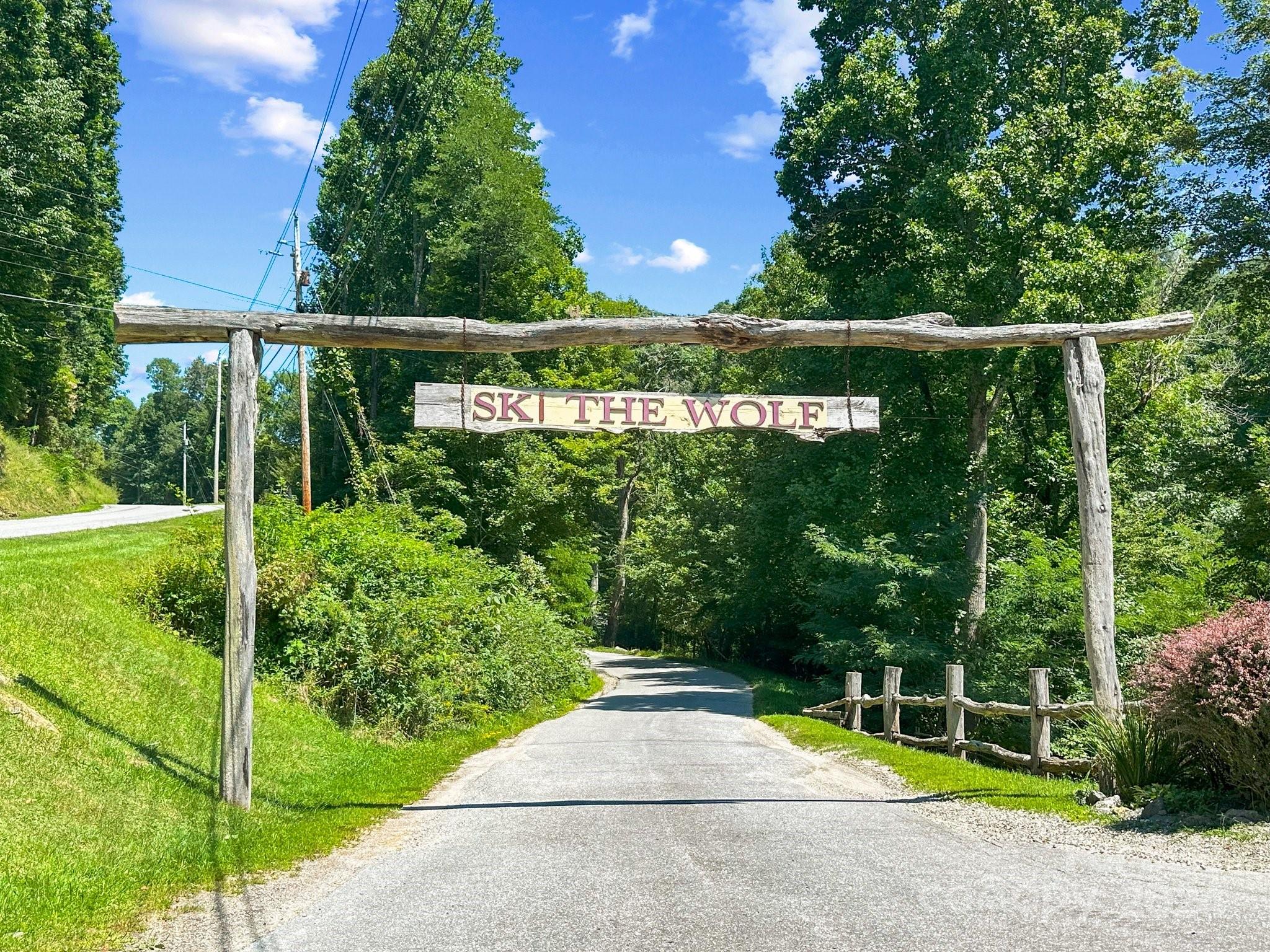 810 English Ridge Drive Mars Hill NC 28754