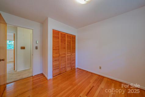 31 Jupiter Road Weaverville NC 28787