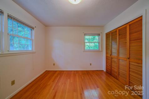 31 Jupiter Road Weaverville NC 28787