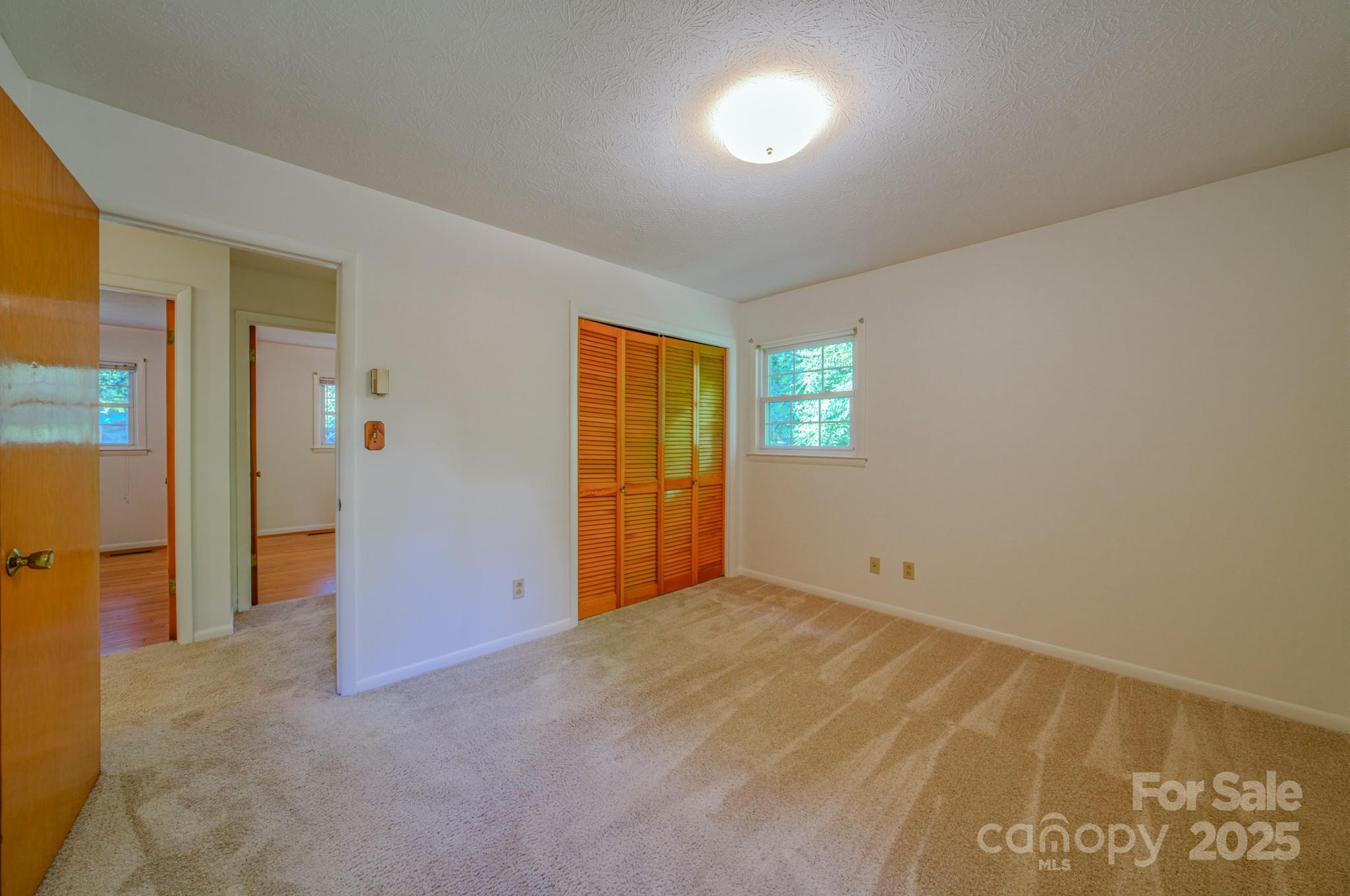 31 Jupiter Road Weaverville NC 28787
