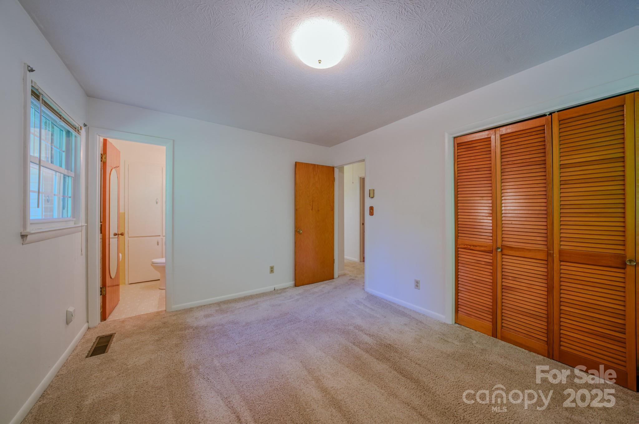 31 Jupiter Road Weaverville NC 28787