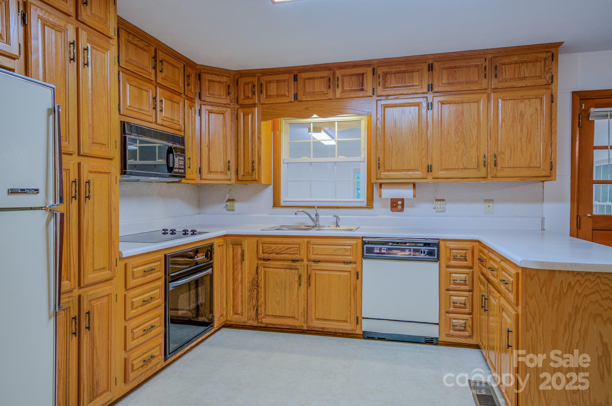 31 Jupiter Road Weaverville NC 28787
