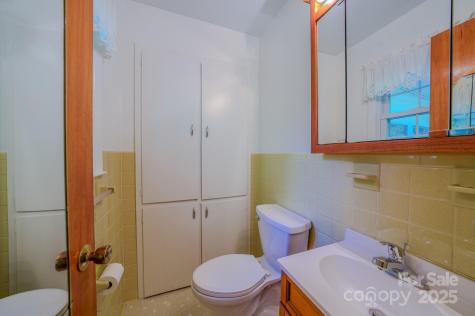 31 Jupiter Road Weaverville NC 28787