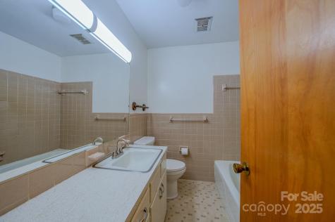 31 Jupiter Road Weaverville NC 28787