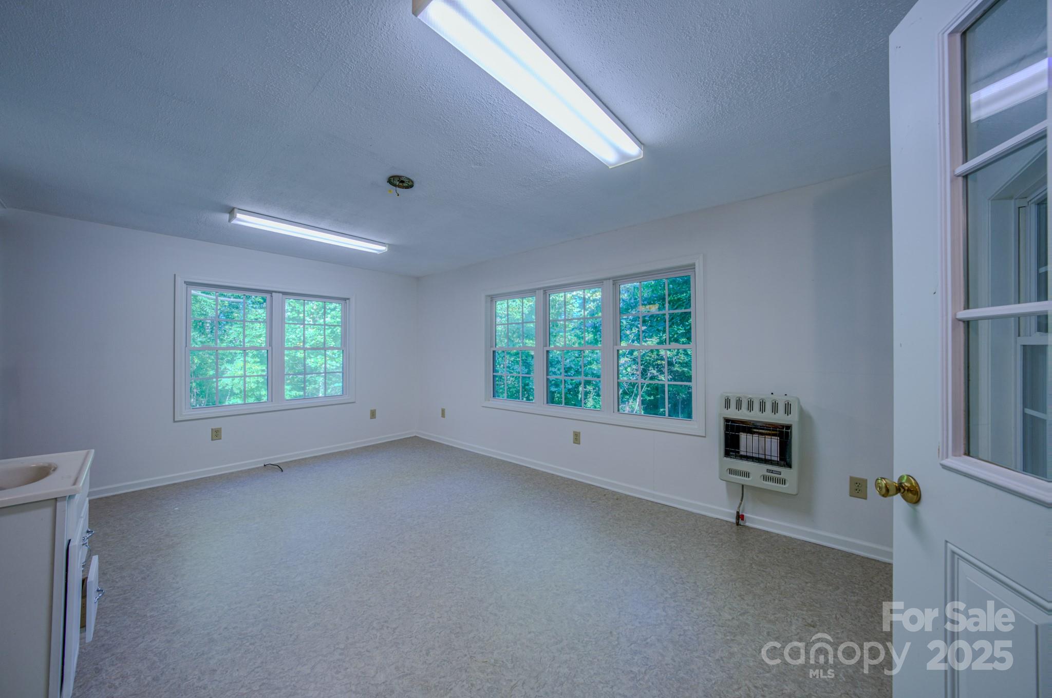 31 Jupiter Road Weaverville NC 28787
