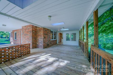 31 Jupiter Road Weaverville NC 28787