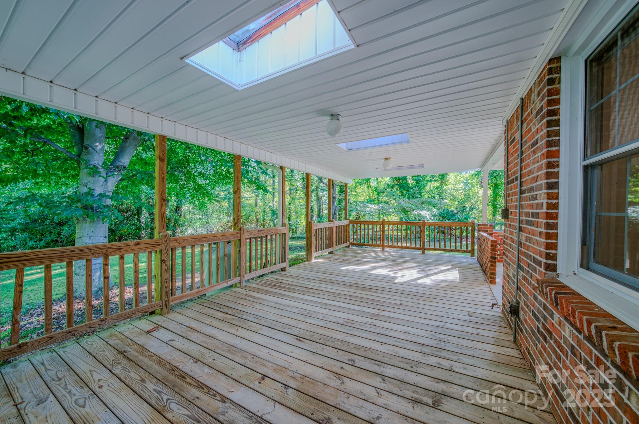 31 Jupiter Road Weaverville NC 28787