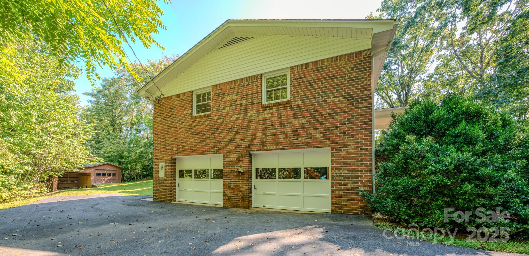 31 Jupiter Road Weaverville NC 28787
