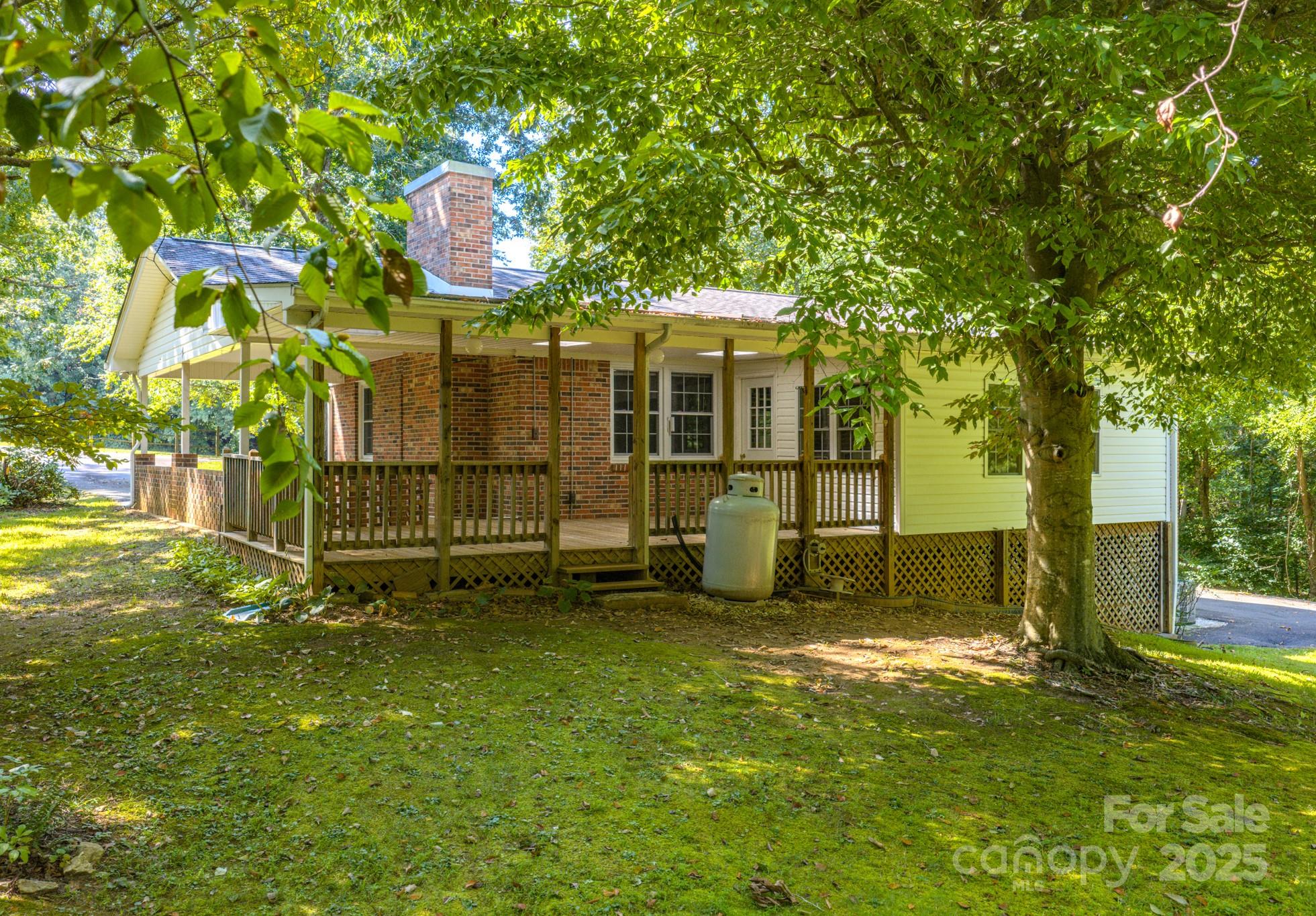 31 Jupiter Road Weaverville NC 28787