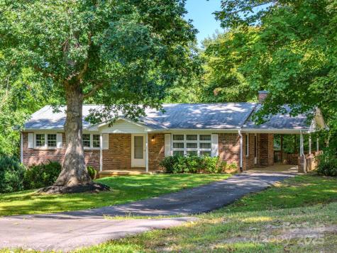 31 Jupiter Road Weaverville NC 28787