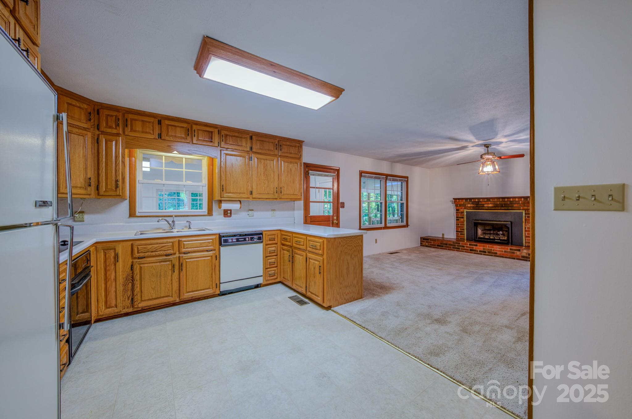 31 Jupiter Road Weaverville NC 28787