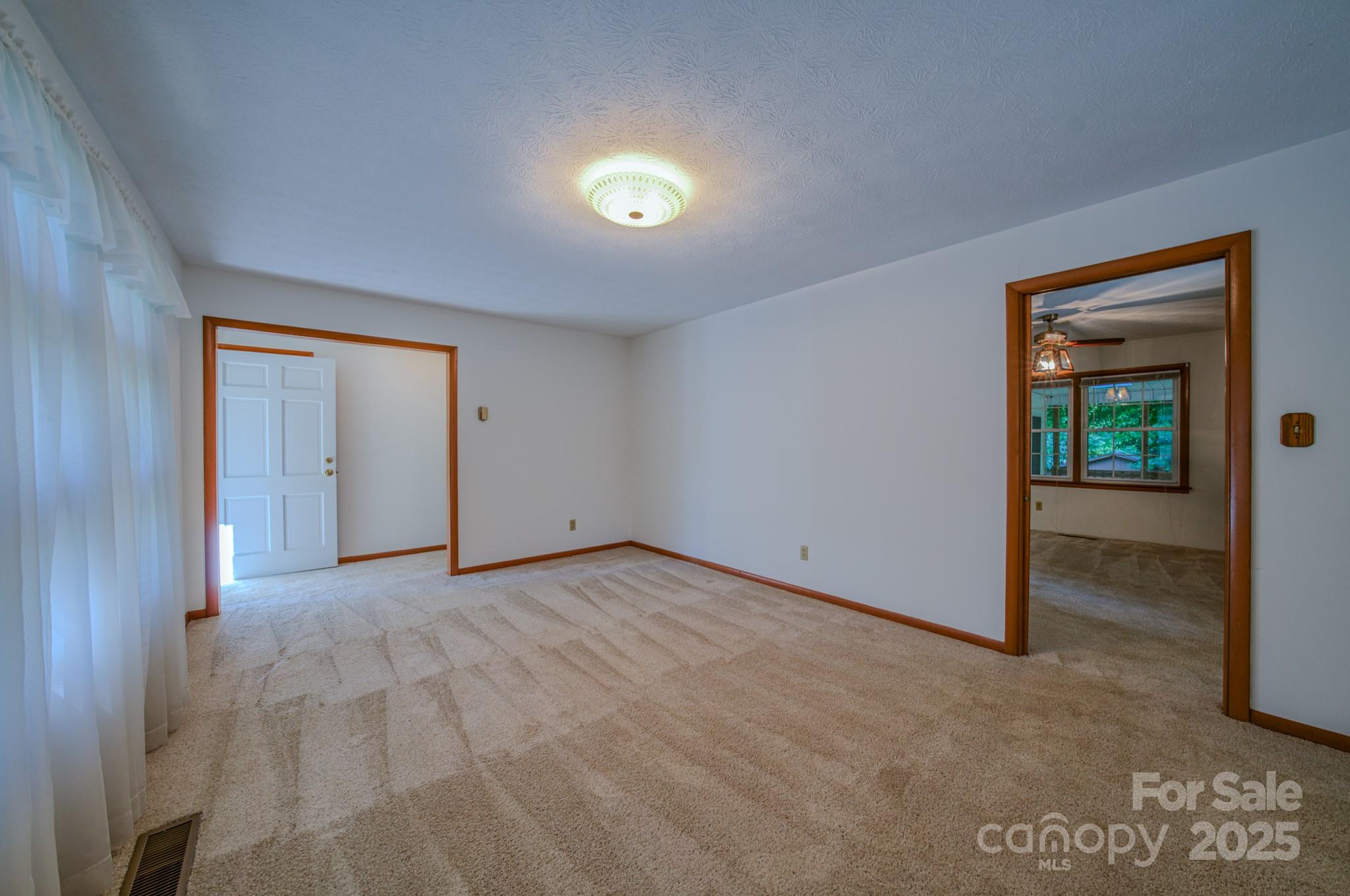 31 Jupiter Road Weaverville NC 28787