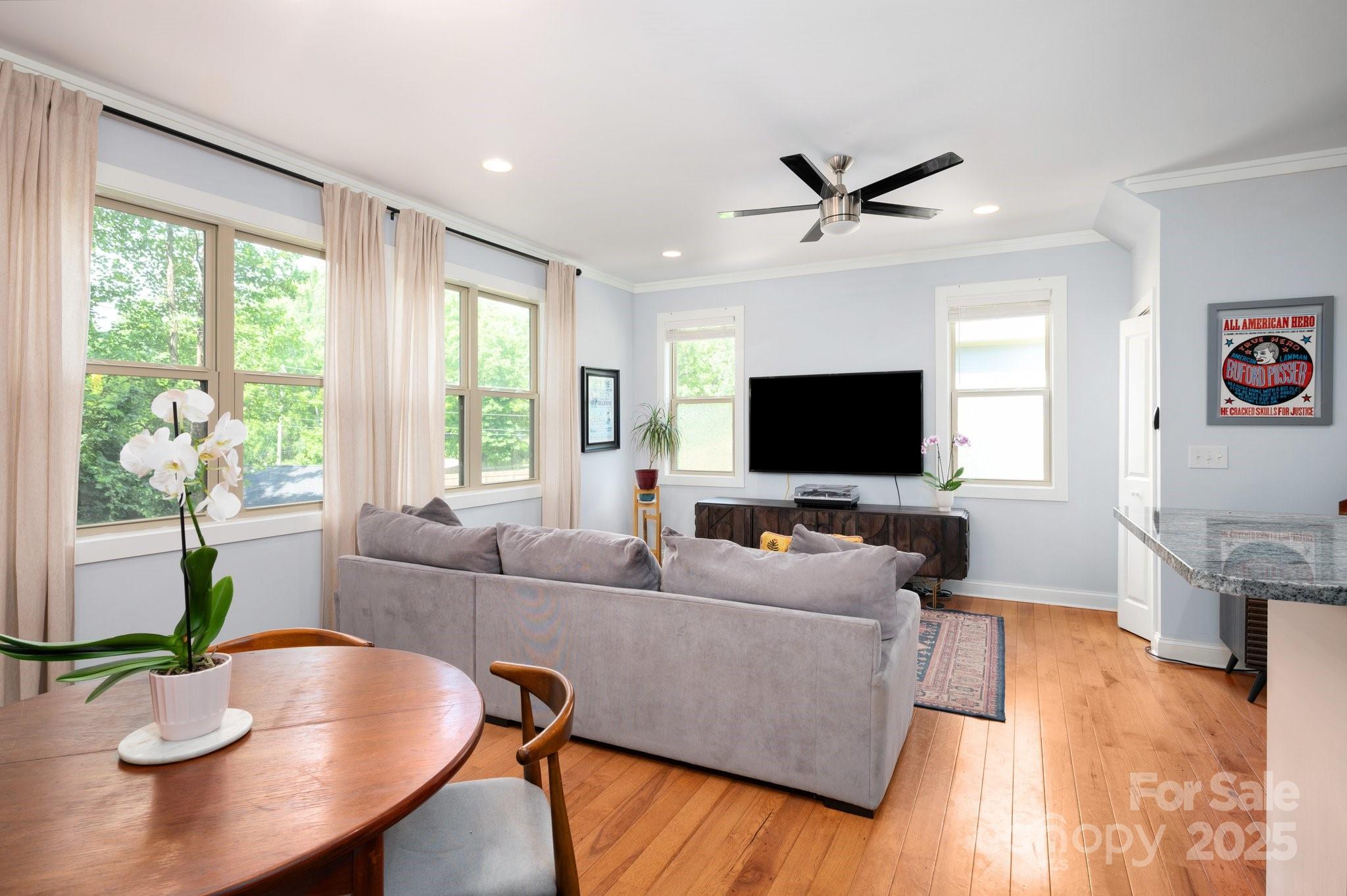 20 Central Avenue W Asheville NC 28806