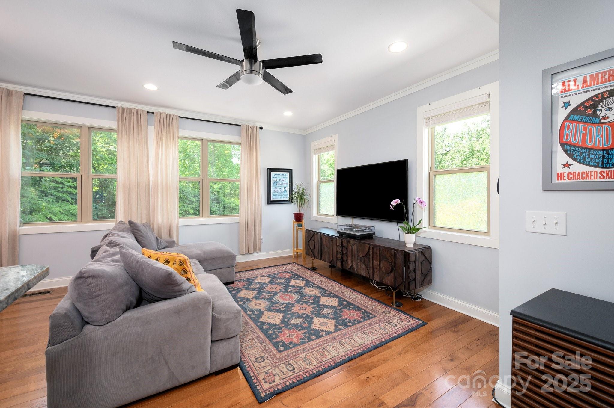 20 Central Avenue W Asheville NC 28806