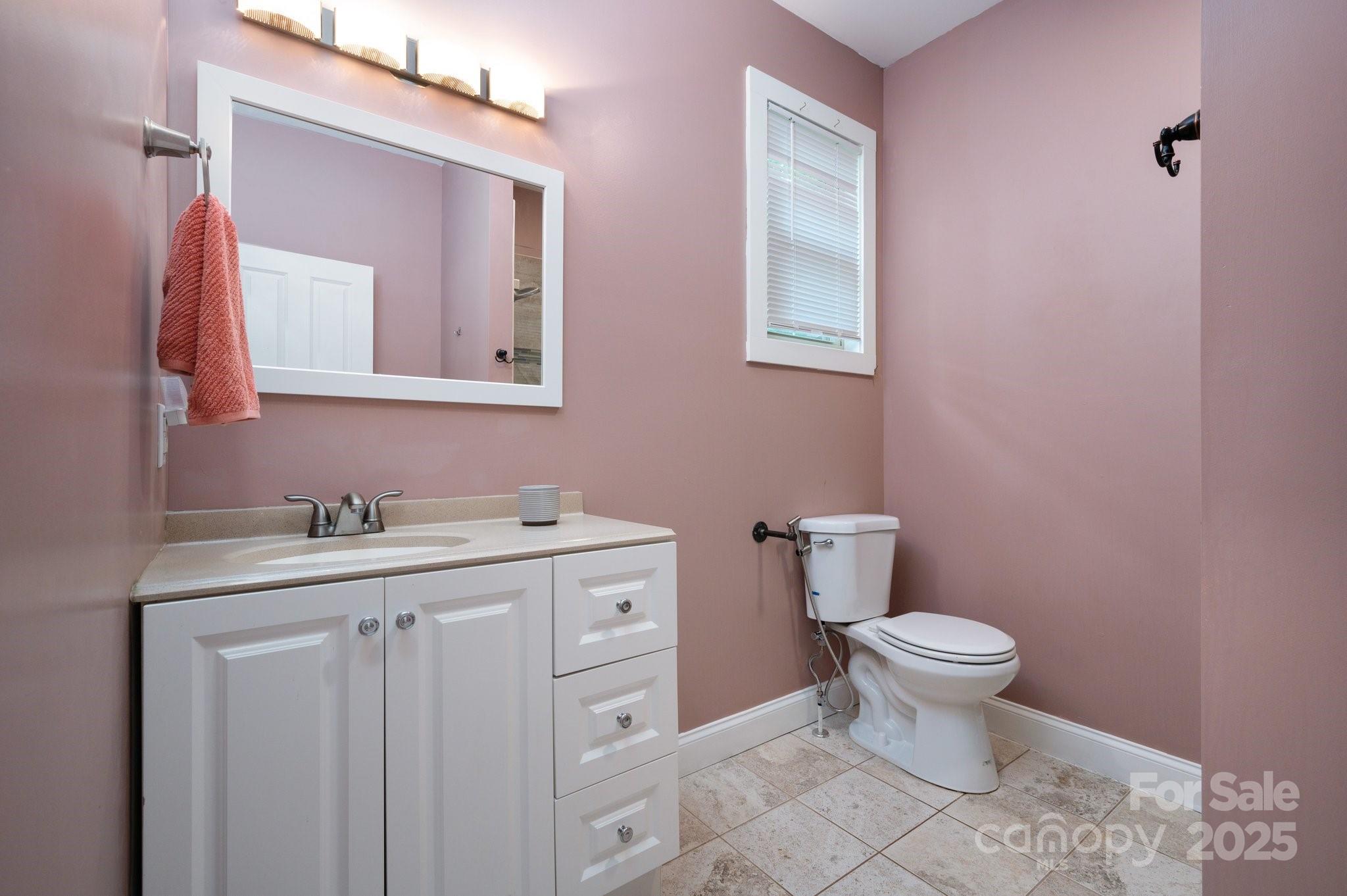 20 Central Avenue W Asheville NC 28806