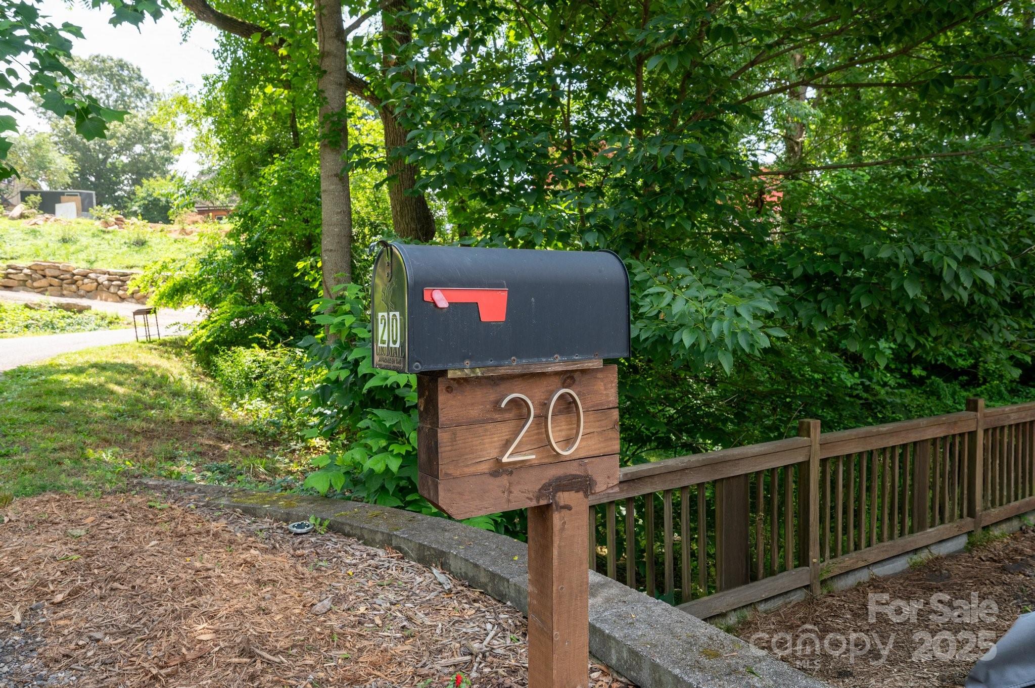 20 Central Avenue W Asheville NC 28806