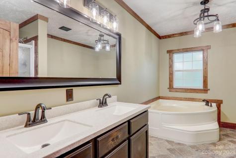 239 Hickory Ridge Road Swannanoa NC 28778