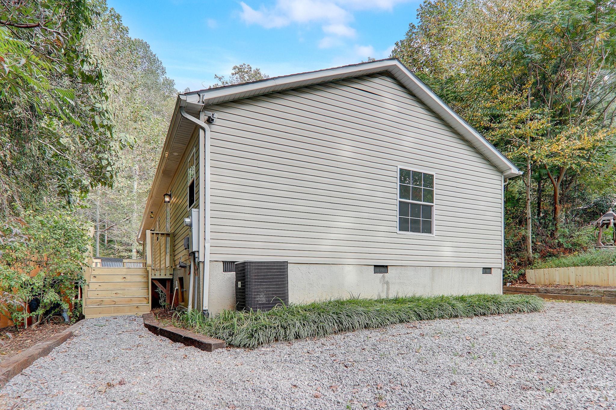 239 Hickory Ridge Road Swannanoa NC 28778