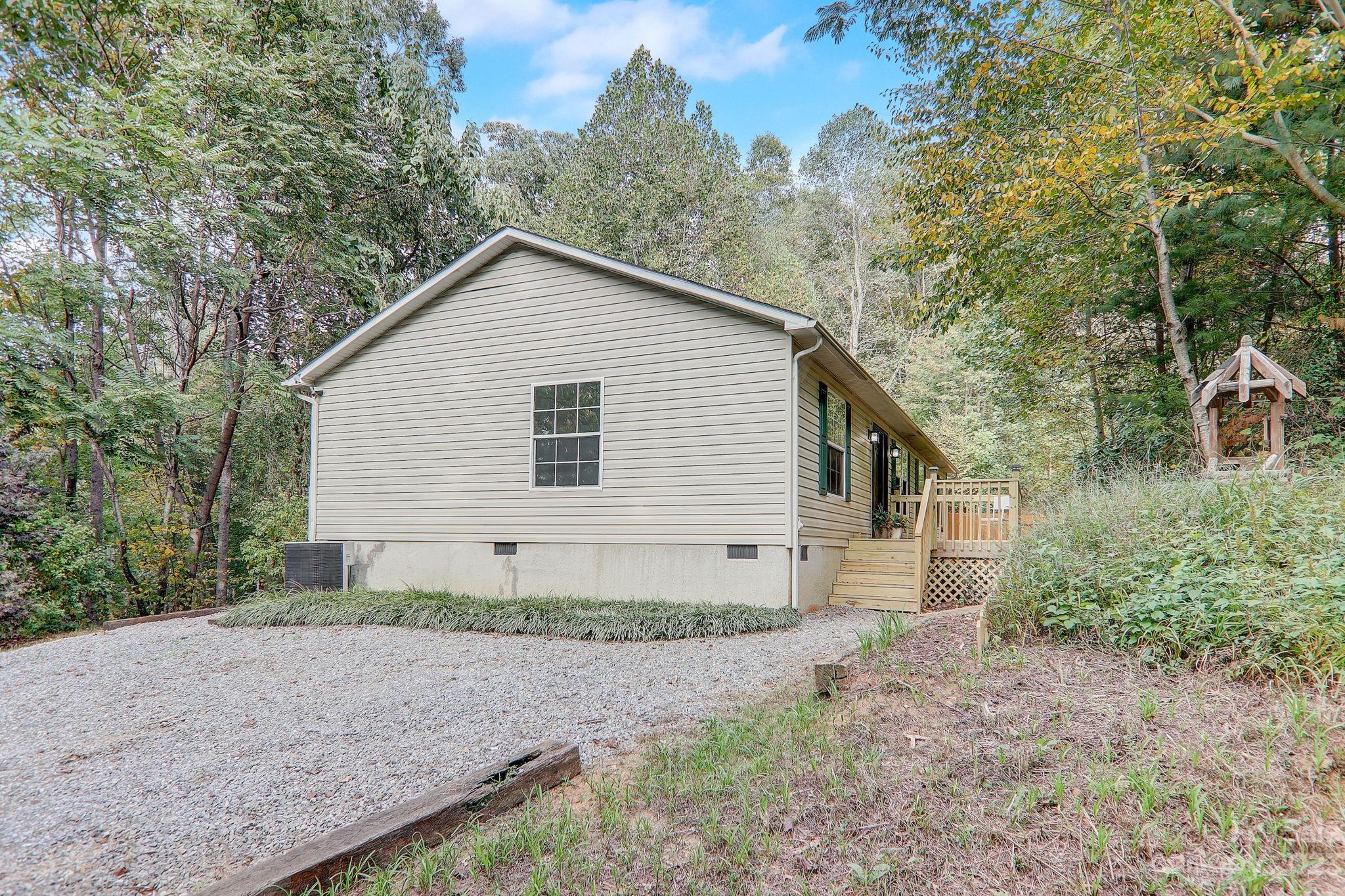 239 Hickory Ridge Road Swannanoa NC 28778