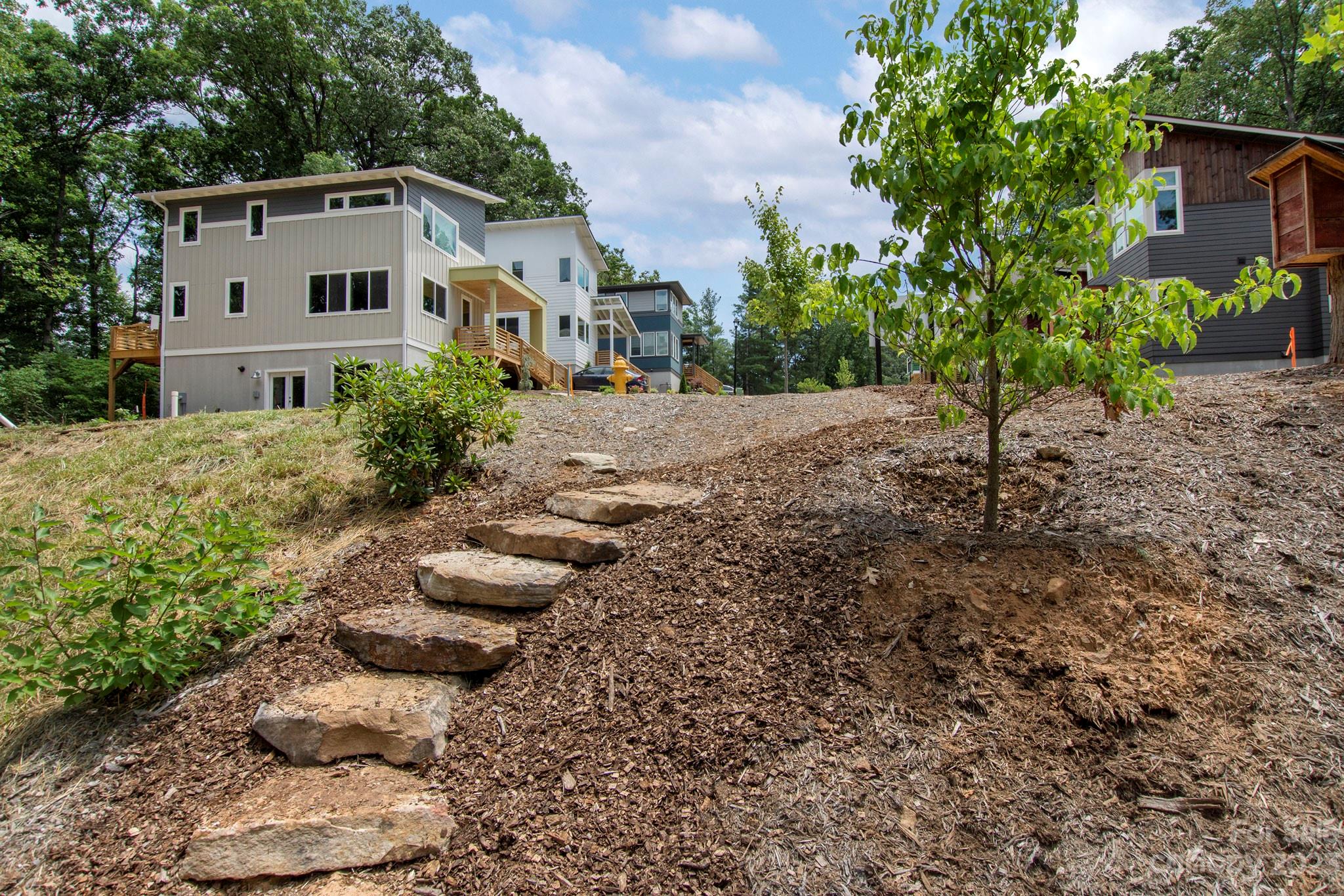 35 Mauricet Lane Asheville NC 28806