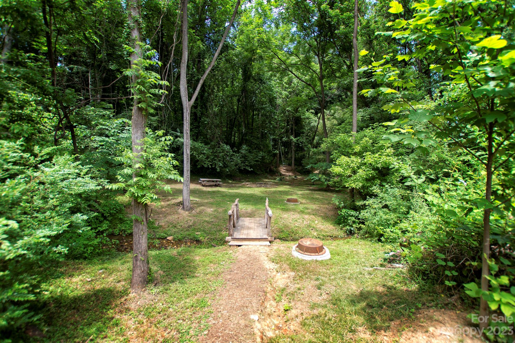35 Mauricet Lane Asheville NC 28806