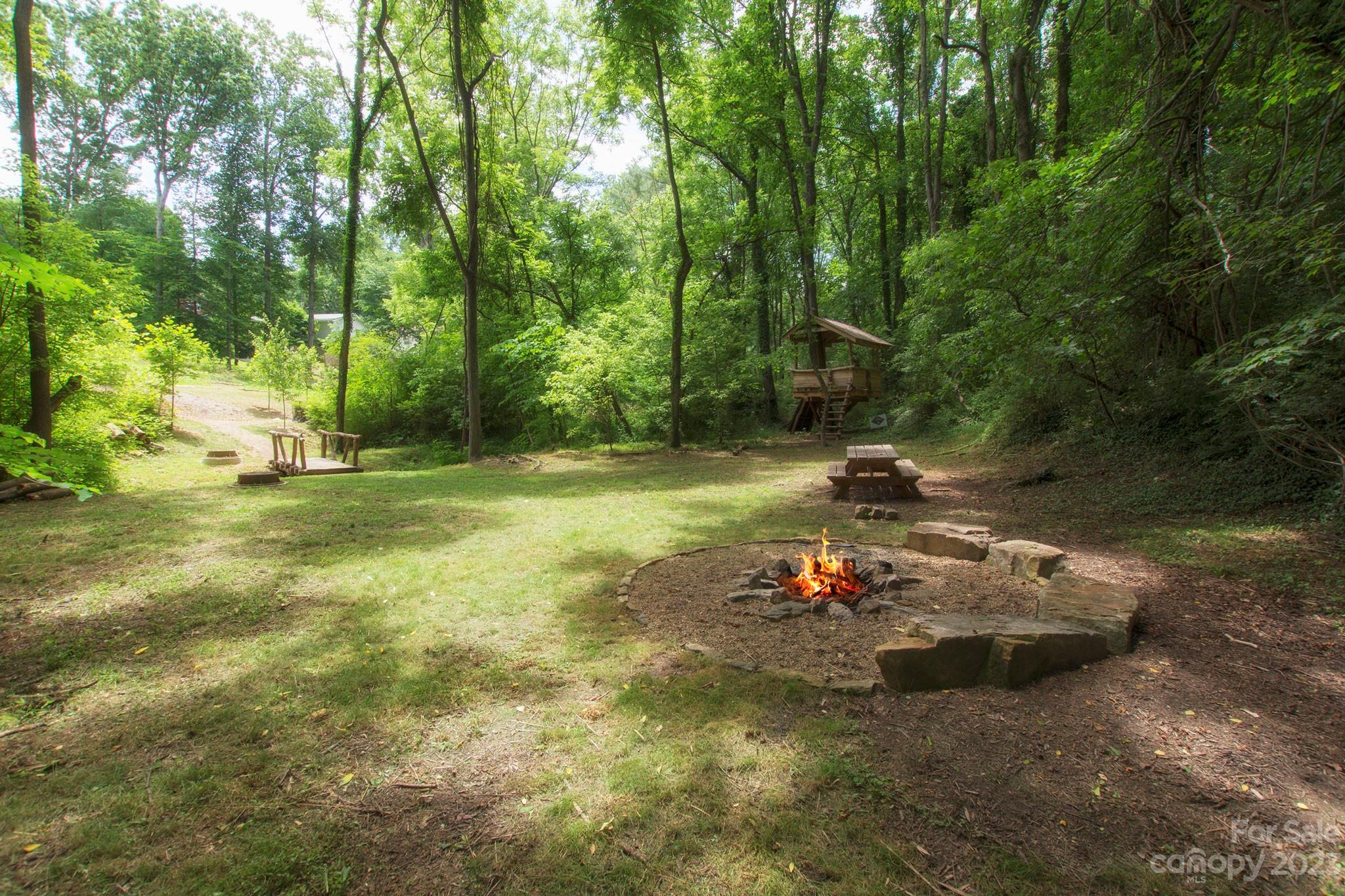 35 Mauricet Lane Asheville NC 28806