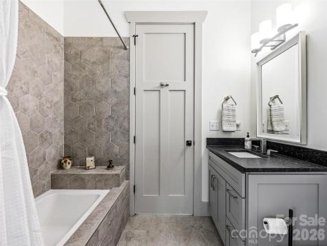 80 Caledonia Road Asheville NC 28803