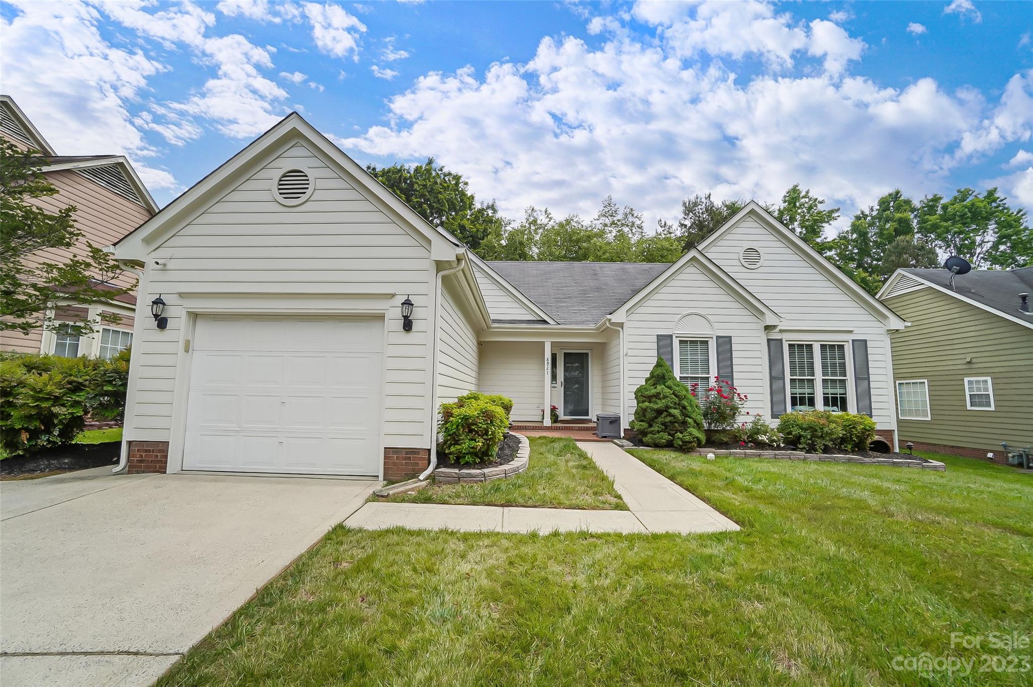 8921 Clifton Meadow Drive Matthews NC 28105
