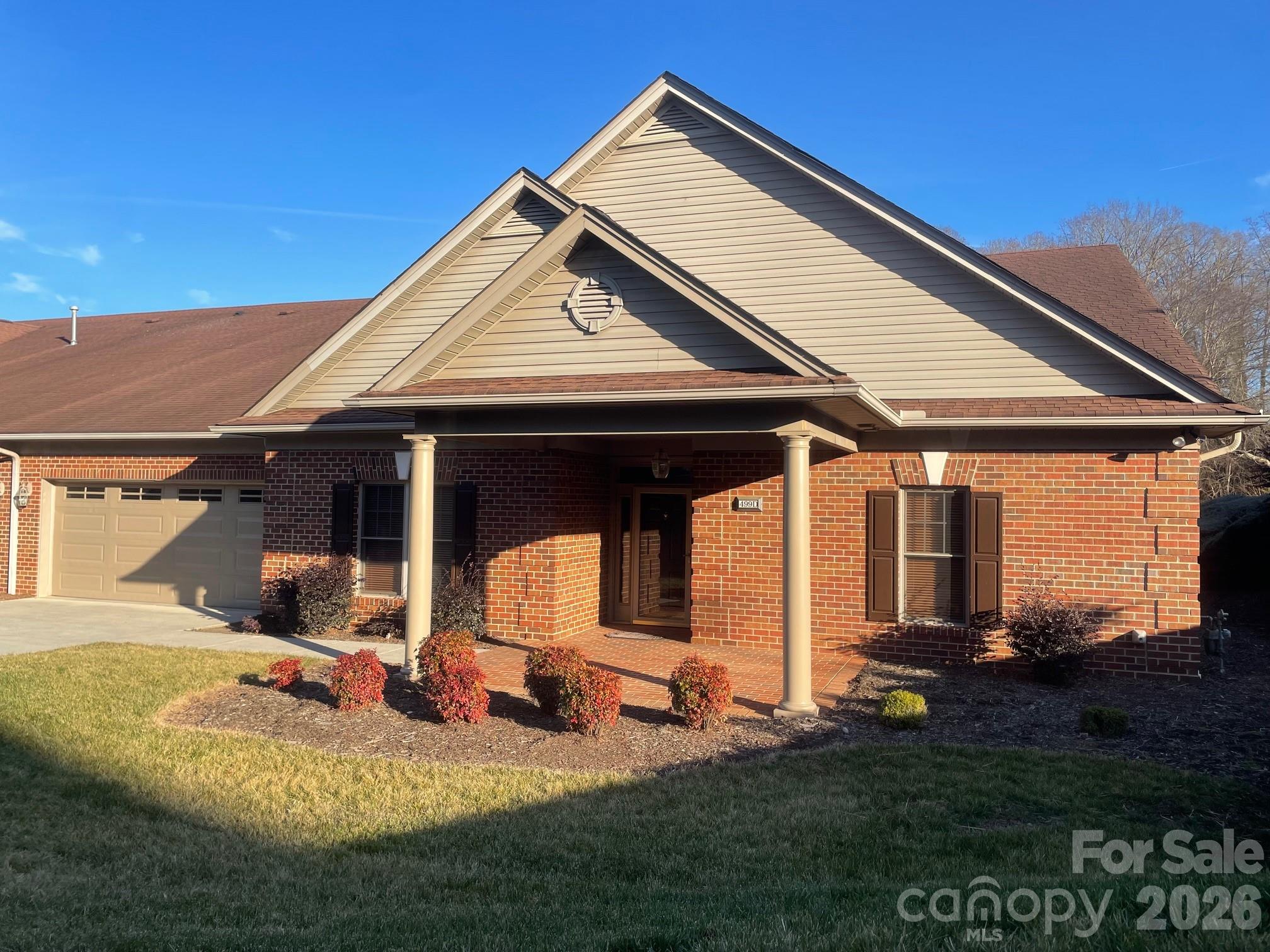 499 26th Avenue NE Hickory NC 28601