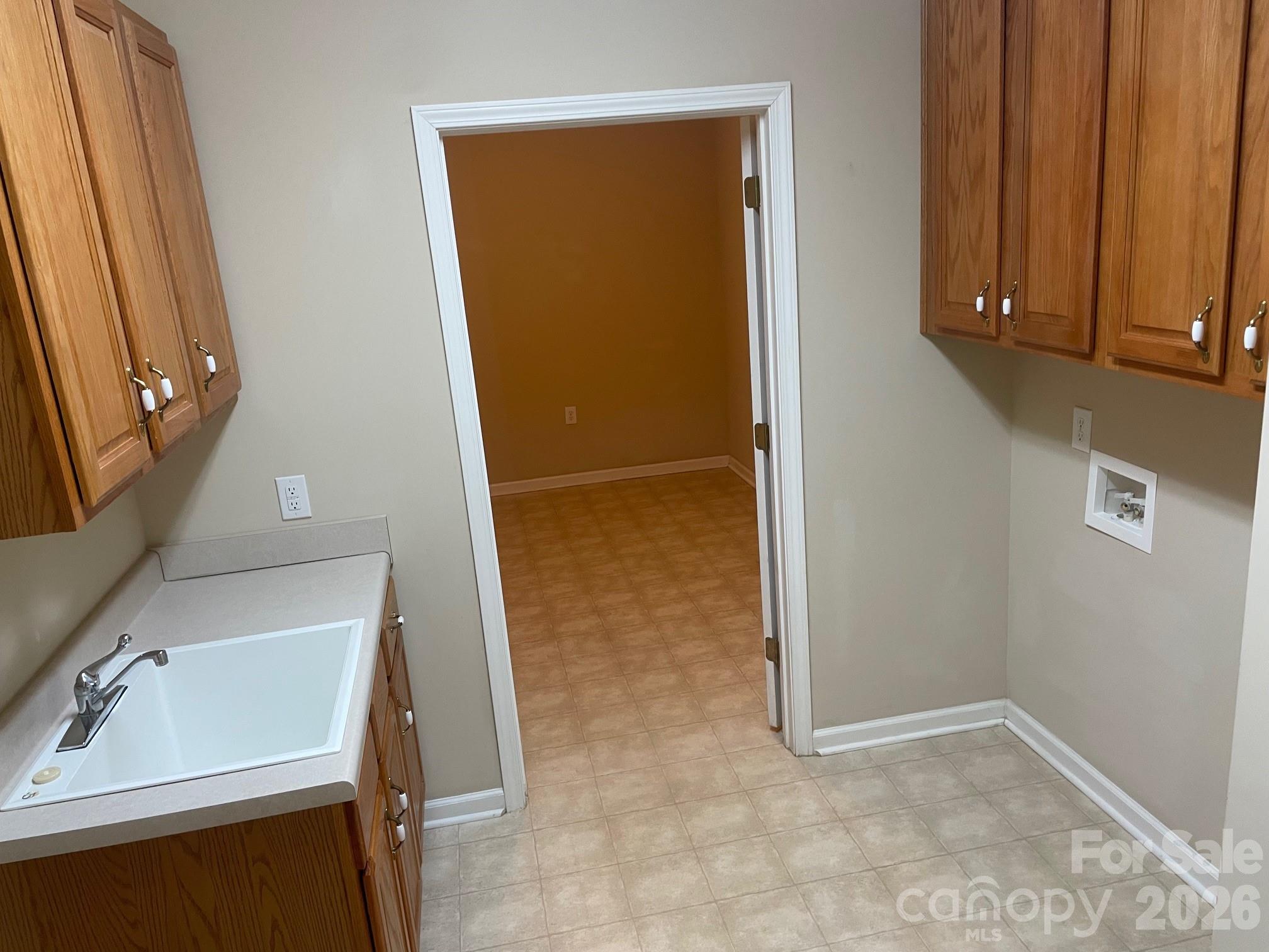 499 26th Avenue NE Hickory NC 28601